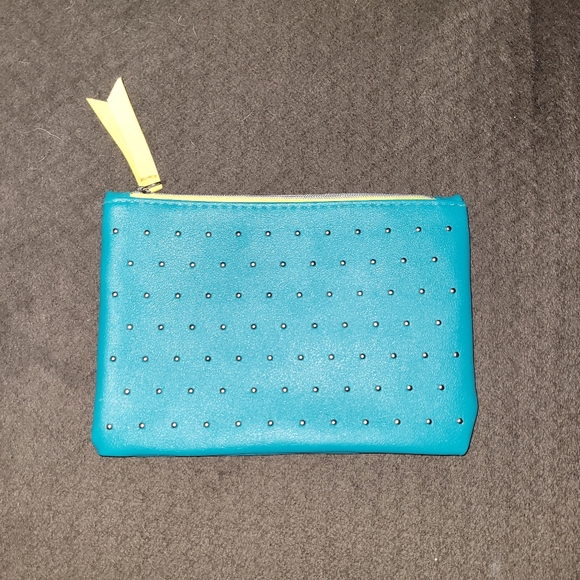 IPSY bag - Picture 1 of 2